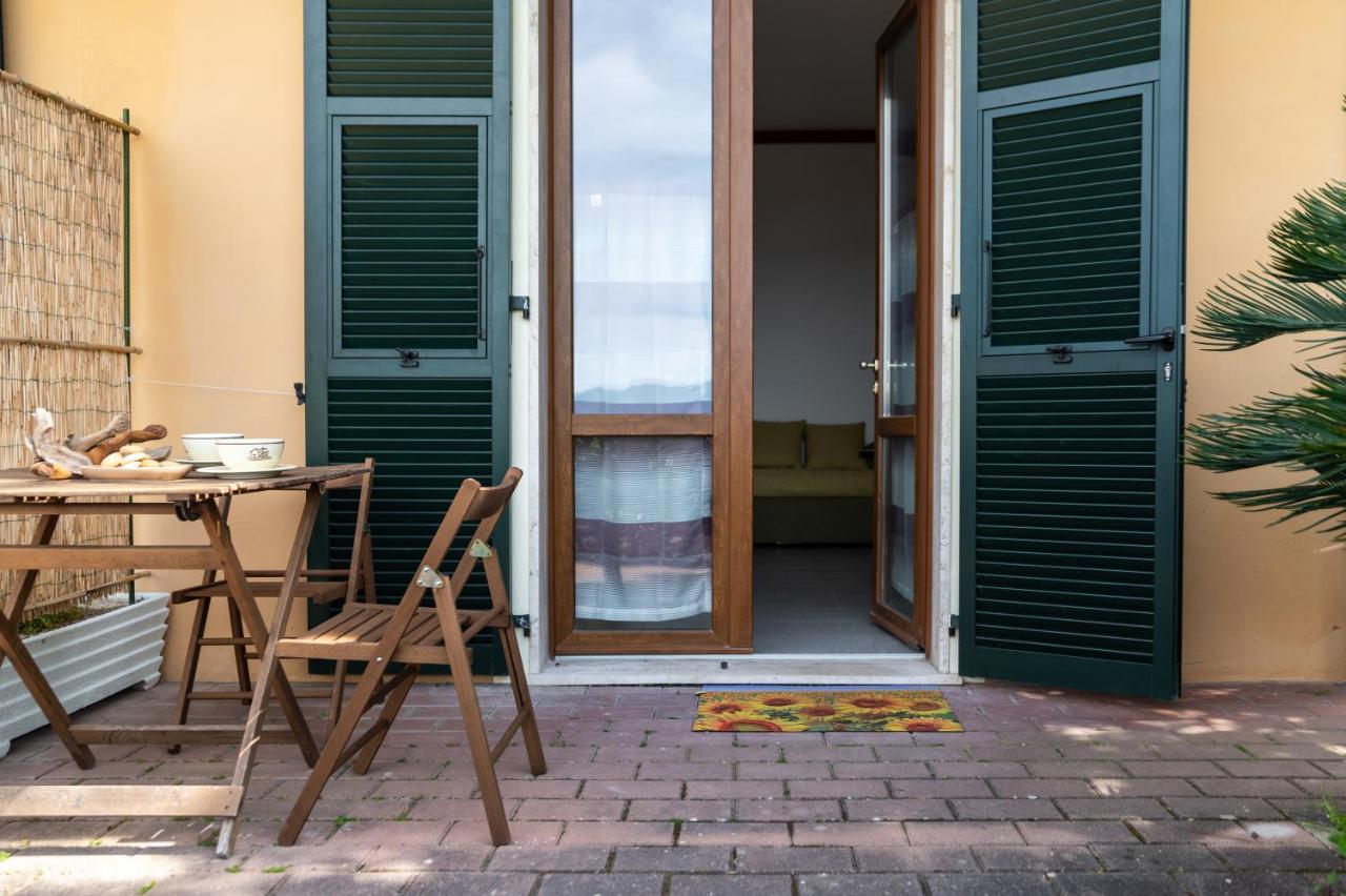 La Tana Di Nonno Bob Apartman Lerici Kültér fotó