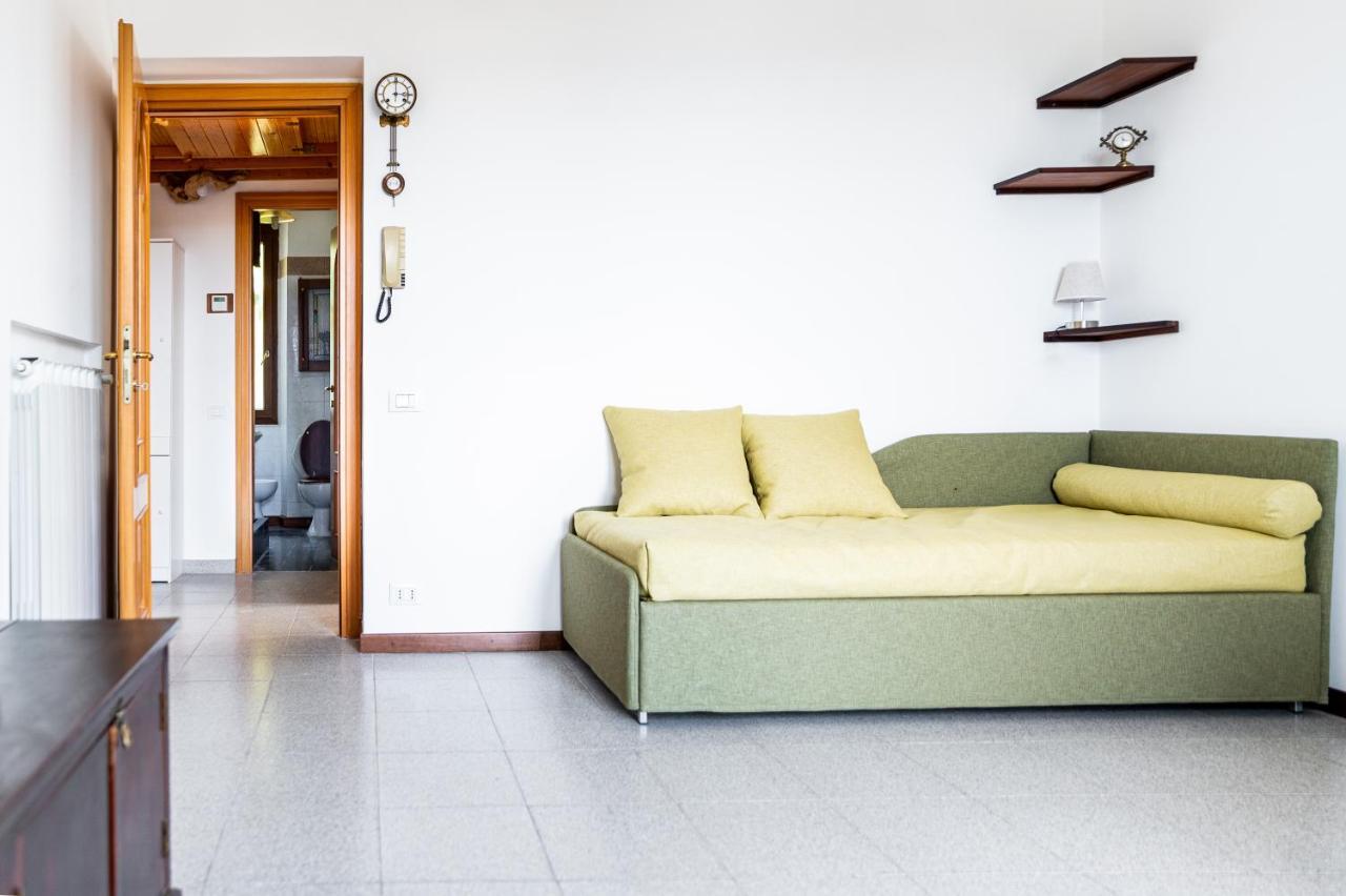 La Tana Di Nonno Bob Apartman Lerici Kültér fotó